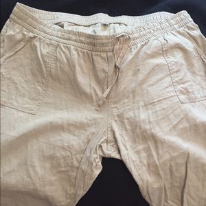 Old Navy linen Capri